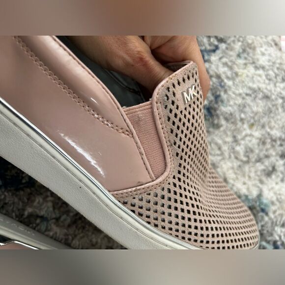 Michael Kors Rubber Outsole Pink Leather Slip On - Picture 7 of 11